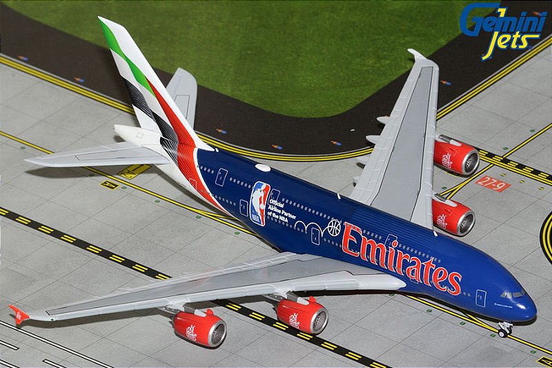 Gemini Jets 1:400 Emirates Airbus A380-800 NBA - Pedro Miniaturas