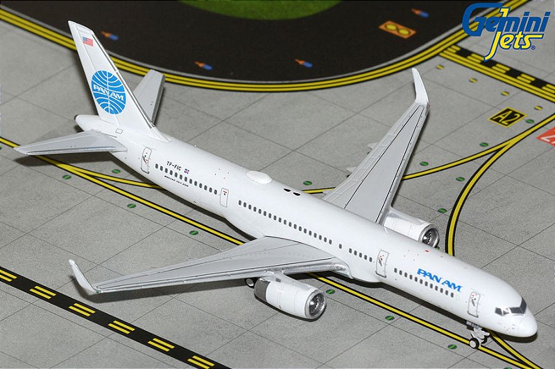 Gemini Jets 1:400 PanAm Boeing 757-200W - Pedro Miniaturas