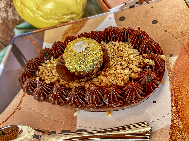 Ovo De Páscoa De Colher Sabor Ferrero Rocher Amor Embalado