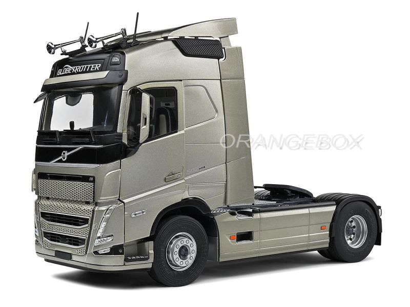 Volvo FH Globetrotter XL 1:24 Solido Cinza - Atacado de Miniaturas