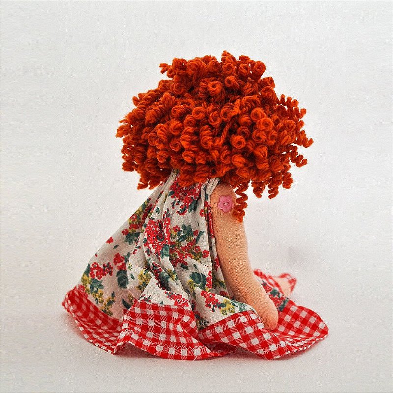 Boneca Cabelo Cacheado RUIVO Artesanal "Amor em Cada Detalhe" - Decoração Alegre e Presente Encantador!