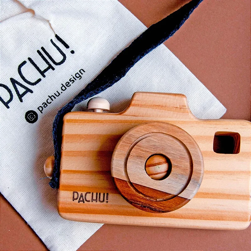 Câmera Fotográfica Lúdica (COR: PRETA) - Uma Aventura Fotográfica Encantada para Crianças - Pachu