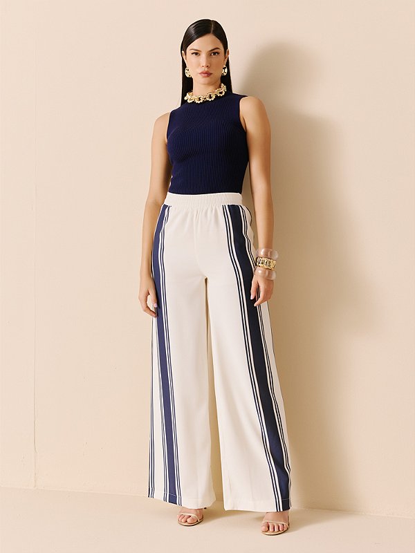 Calça Wide Leg Tecido Plano