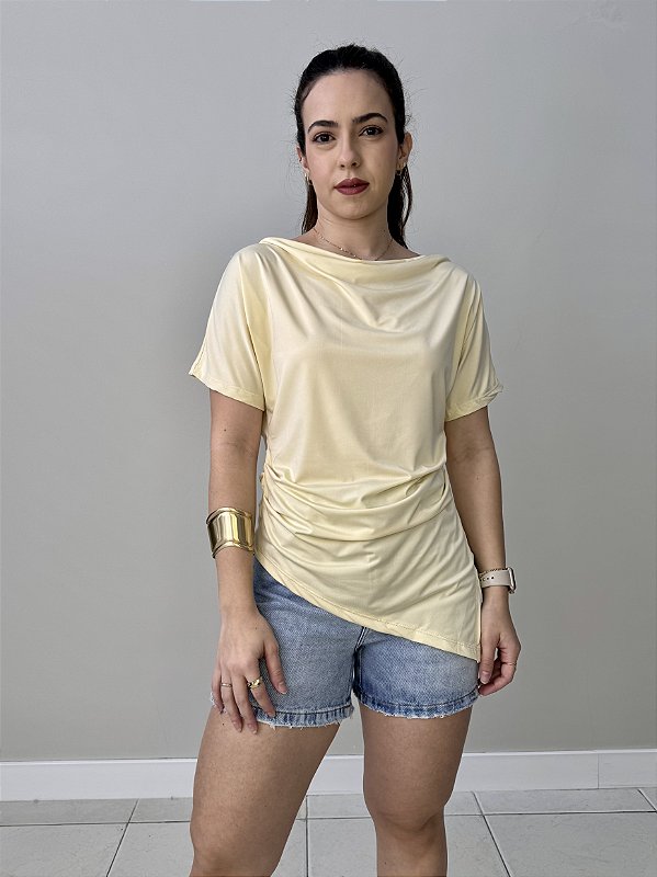 Blusa Assimétrica