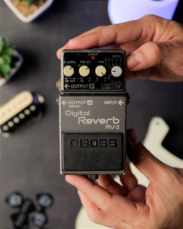 ●希少 BOSS RV-2 Digital Reverb 日本製 1987年 BOSS ボス RV-2 Digital Reverb/Japan 【1987年製】 | ワタナベ楽器店