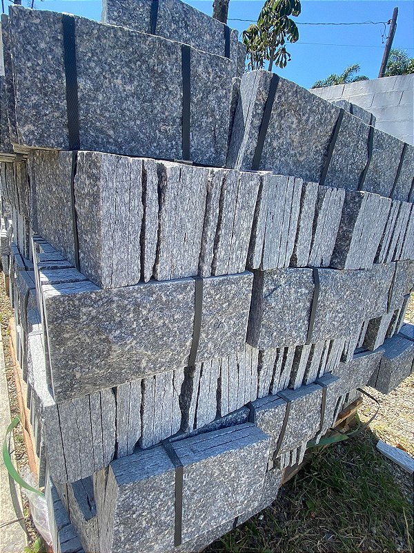 Pedra Miracema Amarrado com 19 Peças 0,5m² 11,5x23cm
