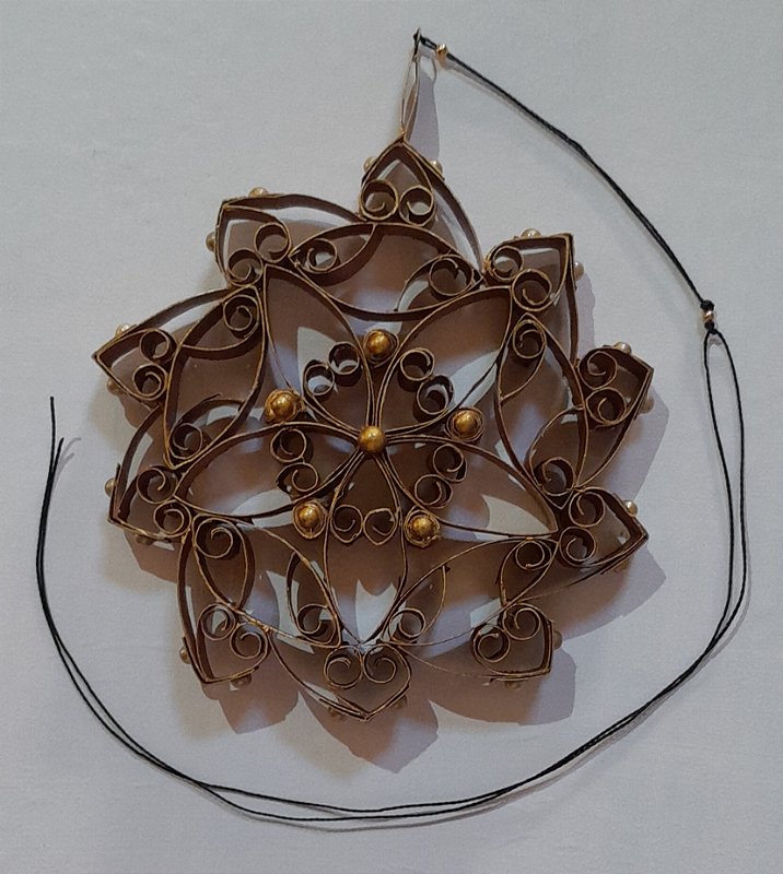 Mandala pendente medieval