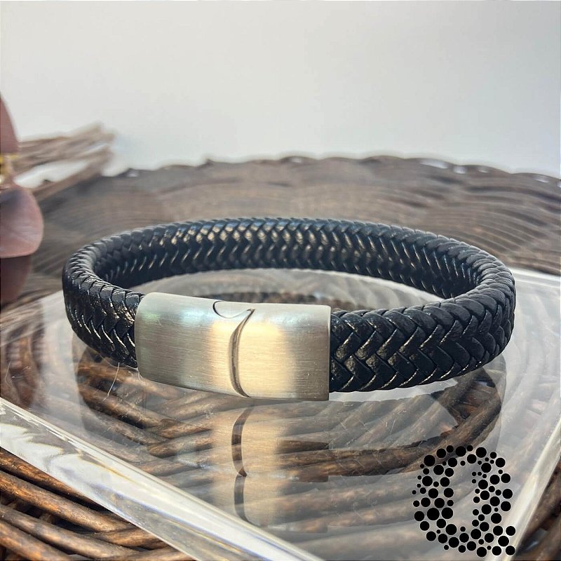 Bracelete em Couro Trançado com fecho em Aço Inox