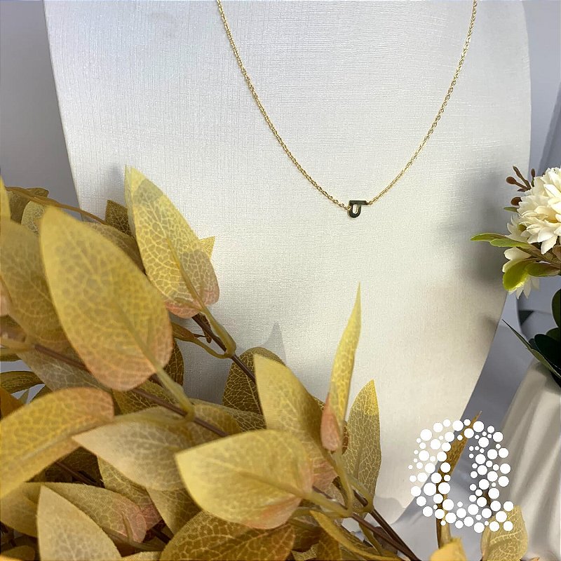 Colar Letra P Liso Dourado