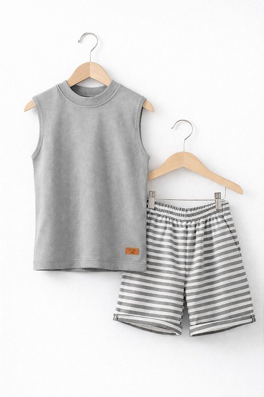 Conjunto regata cinza bermuda listrada 🖤🤍