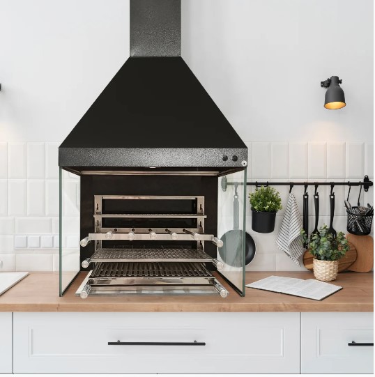 Churrasqueira Gourmet Pequena Completa Galvanizada Cor Preta Coifa 3 Águas com Vidros Incolor Lateral 4 espetos Grelha Moeda Suporte Suspenso Exaustor Duto e Capa Preta