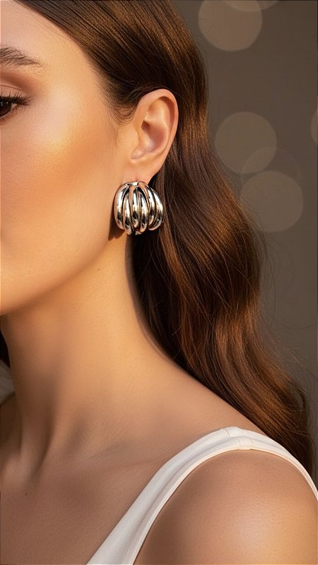 Brinco Insp Balenciaga Prata