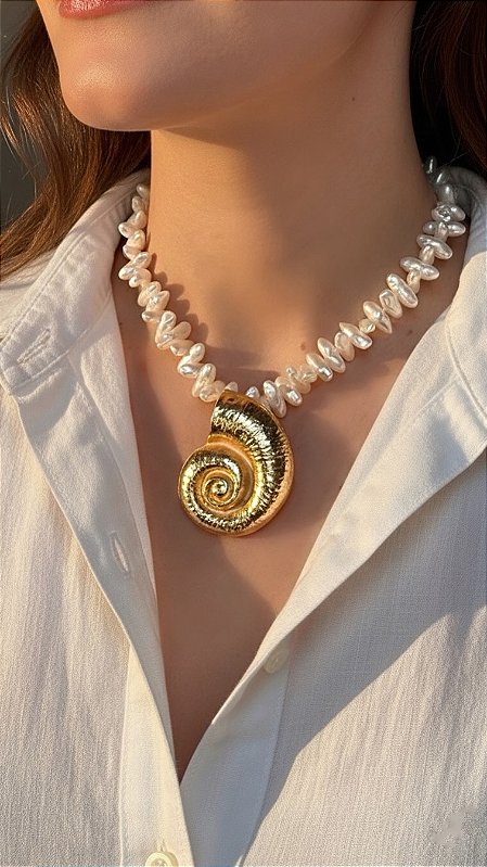 Colar Caracol Pérola Dourado