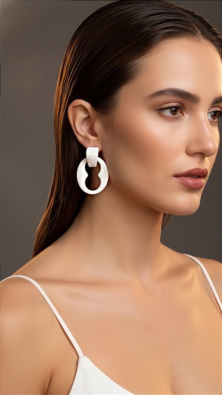 Brinco Resina Branco Máxi