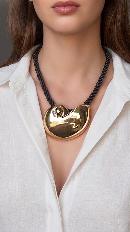 Colar New Caracol Cordão Preto Dourado