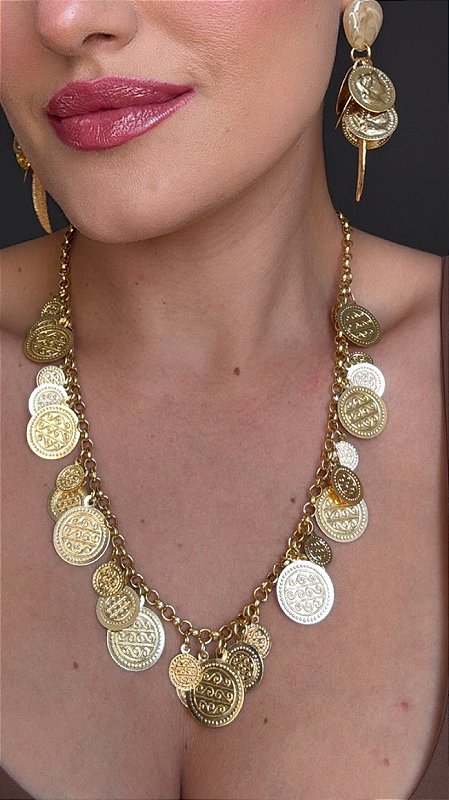 Colar Medalhas Dourado