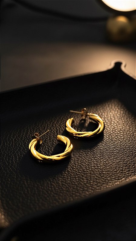 Brinco Mini Argola Chic Dourada