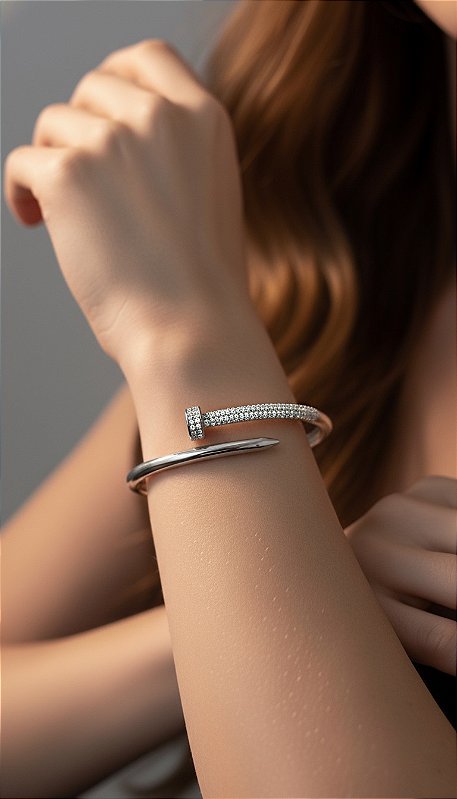 Bracelete Insp Cartier Prego Cravejado Prata