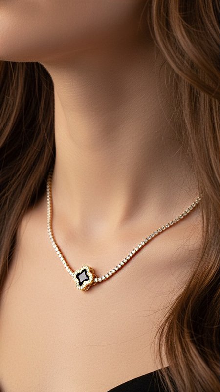 Colar Insp Van Cleef Alhambra Solitária Preta Zircônia Dourado