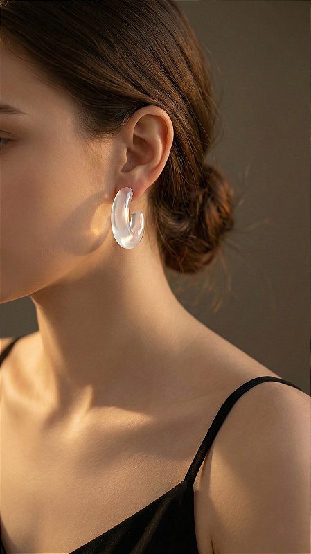 Brinco Argola Resina Mesclado Branco