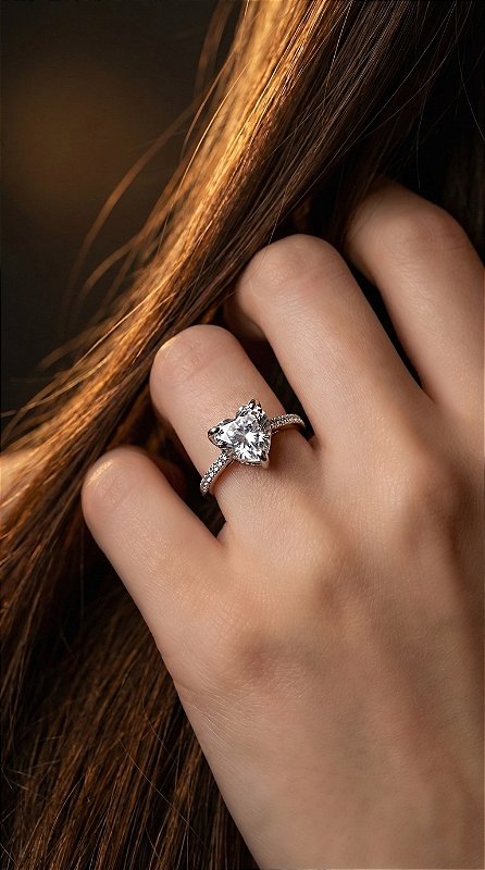 Anel Coração Zircônia Cristal Prata Ajustável