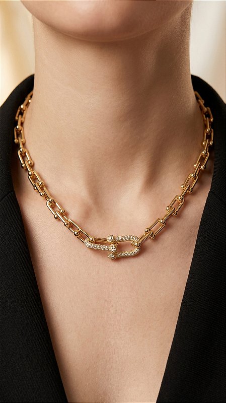 Colar Elos Insp TF Cravejado Aço Dourado