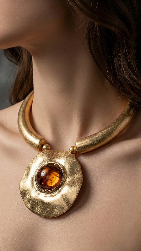 Colar Máxi Vintage Pedra Resina Escovado Dourado