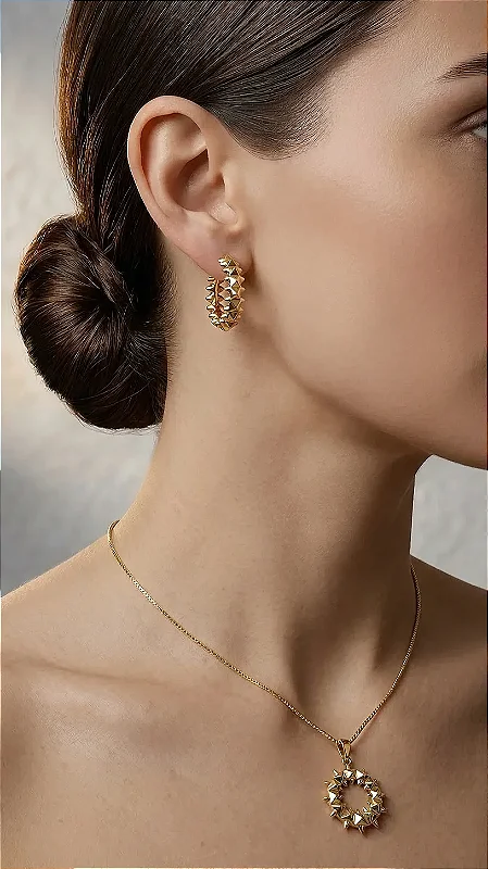 Conjunto Colar e Argolas Insp Cartier Clash Dourado