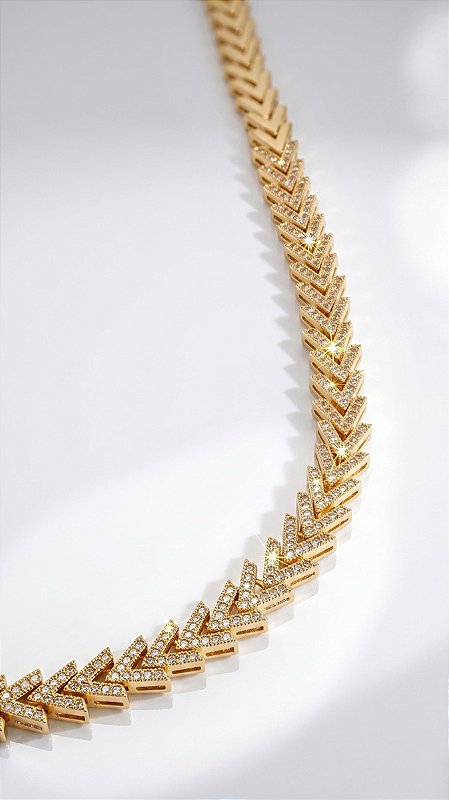 Colar Setas Cravejadas Zircônias Dourado