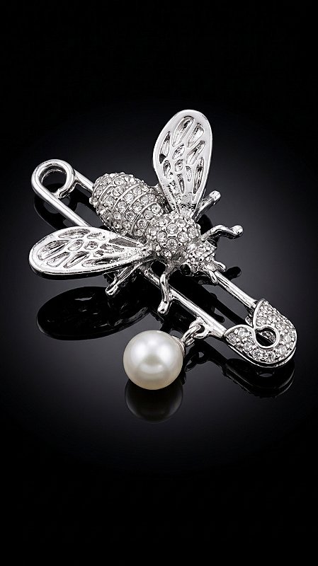 Broche Alfinete Besouro Cravejado Strass Pérola Prata