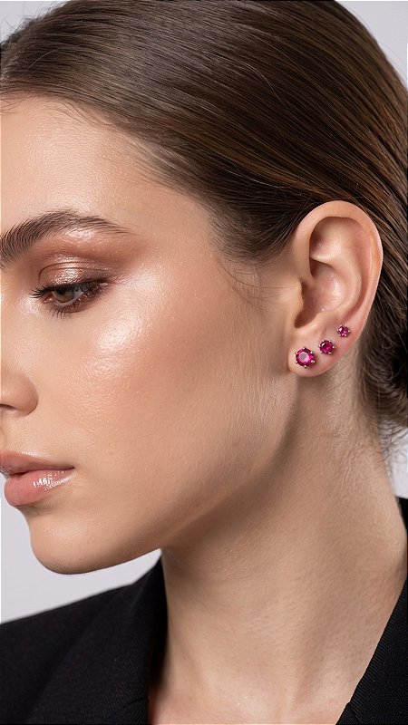Brinco Trio Ponto de Luz Fuchsia Banho Ródio Branco Aço