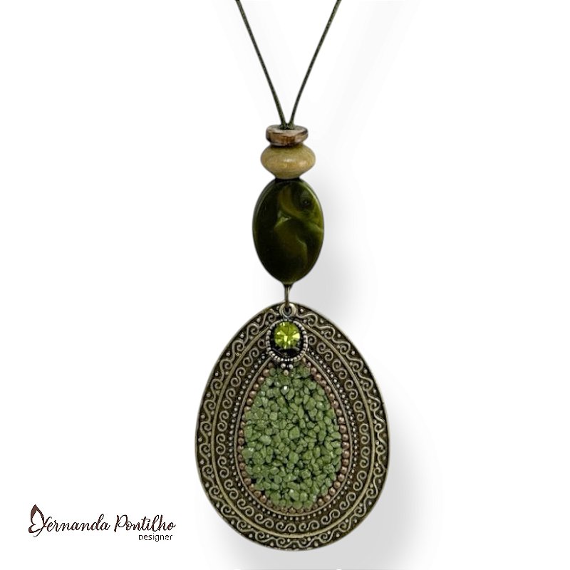 COLAR LONGO DE CORDÃO AJUSTÁVEL, RESINAS E PING. GOTA C/ CASCALHO - VERDE OLIVA 12453