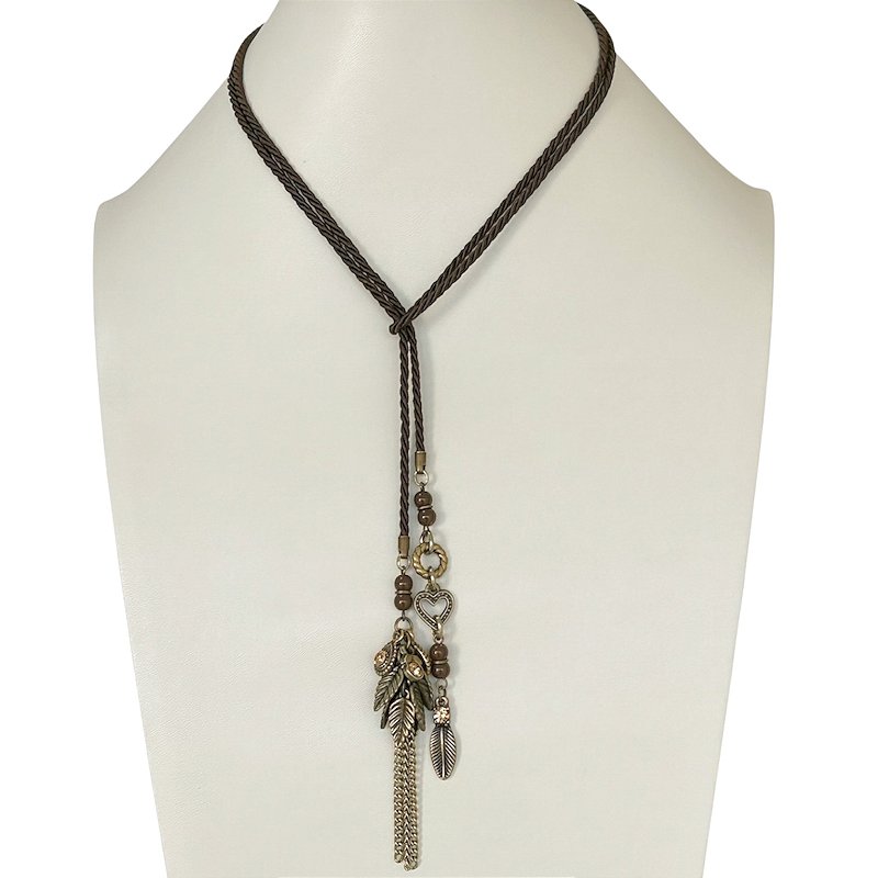 Colar de amarração versátil c/ cordão e berloques - marrom 12840