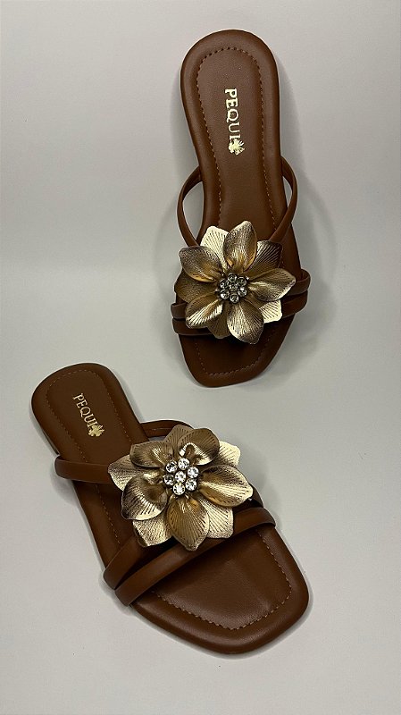 Sandália feminina rasteira flor caramelo