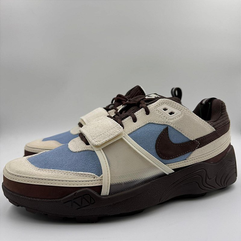 NIKE ZOOM FIELD JAXX TRAVIS SCOTT LECHE BLUE - Bazar Do Tozzo
