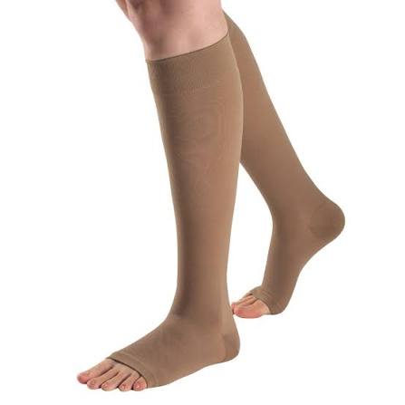 Meia Sigvaris Basic 20-30 mmHg 3/4 Panturrilha Cor: Bege