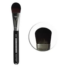 PINCEL GRANDE PARA BASE - B114 / MACRILAN