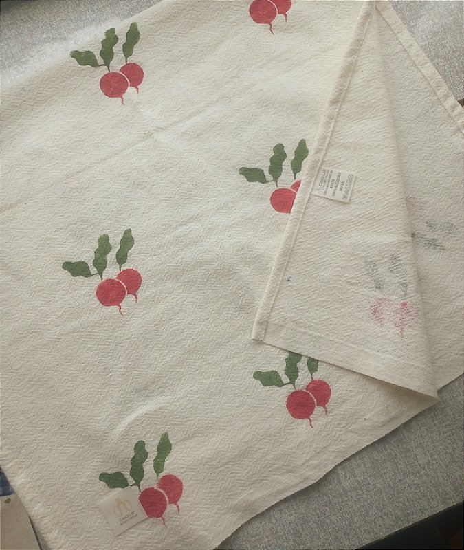 Pano de Prato 45x70 rabanetes