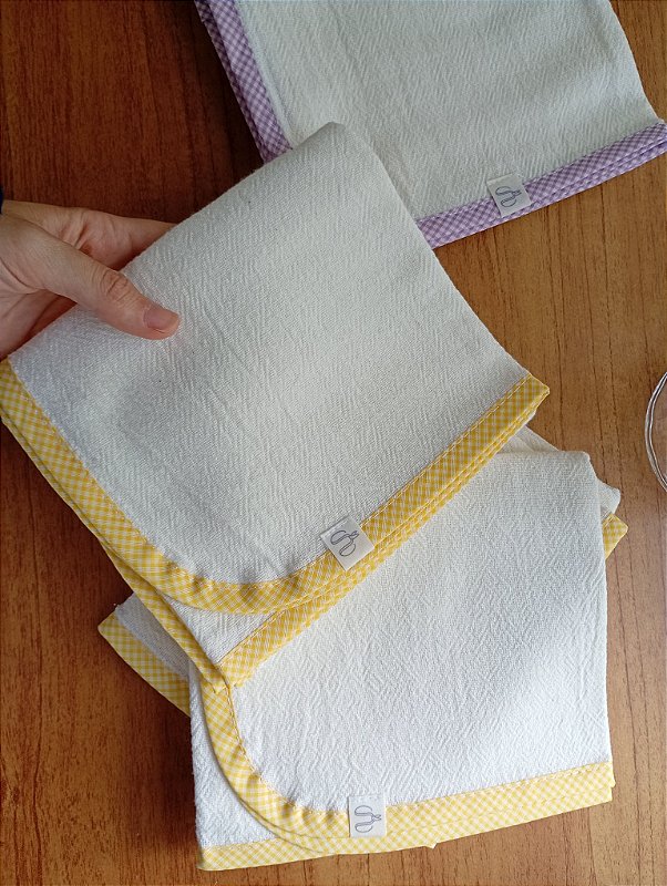 Pano de Prato 45x70 acabamento xadrez amarelo