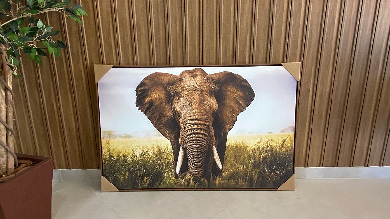 Quadro Decorativo Elefante; Medida 80x120cm; Moldura Madeira Freijó