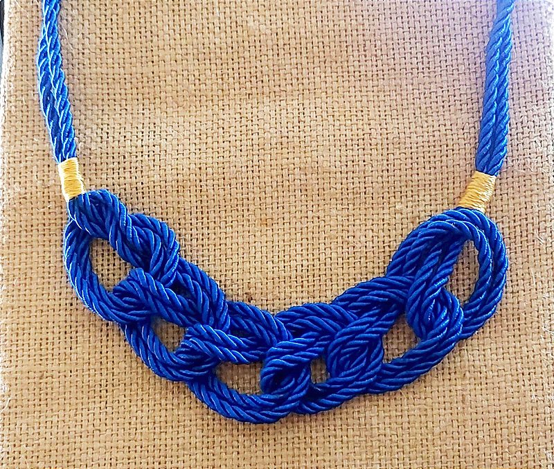 Colar Darlene com cordão São Francisco