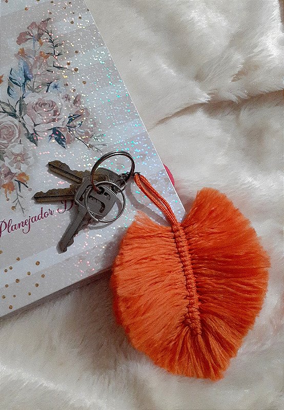 Chaveiro Folha em Macramê