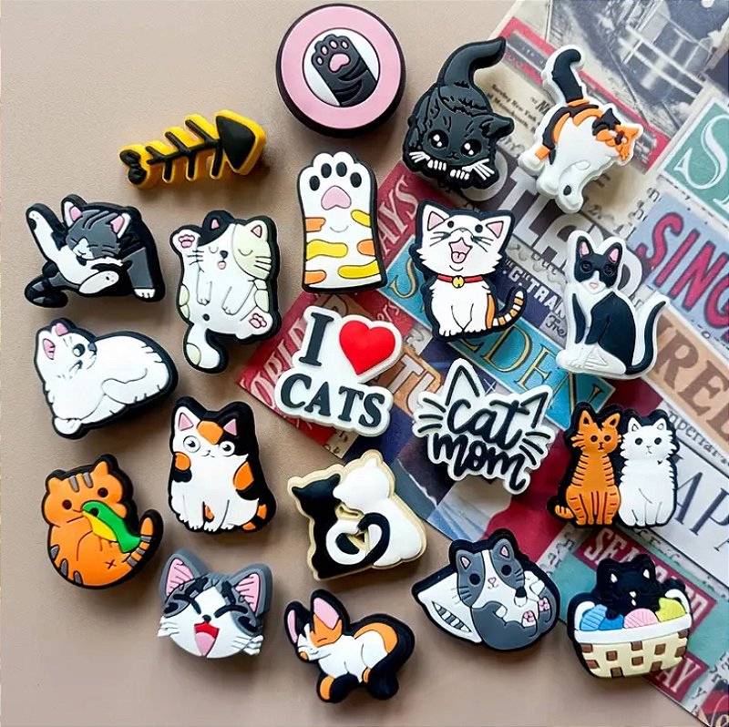 Kit 5 Pins Charms Gatinhos • Acessório para Crocs & Estojos