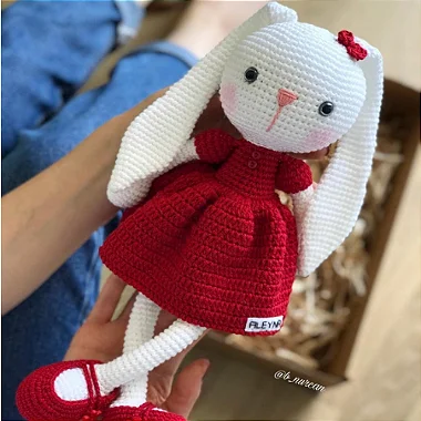 Receita de Amigurumi: Coelha Charmosa  (Ref 16)