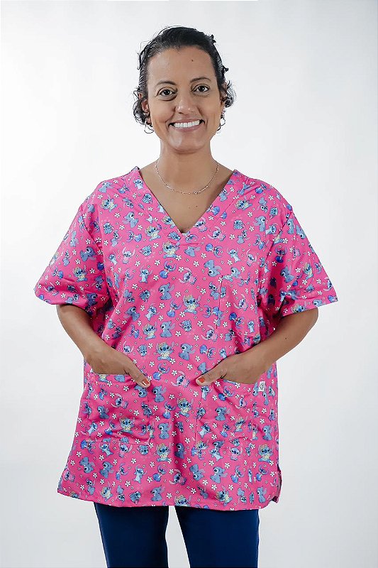 Conjunto Scrub Calça e Camisa | Estampa Lilo & Stitch