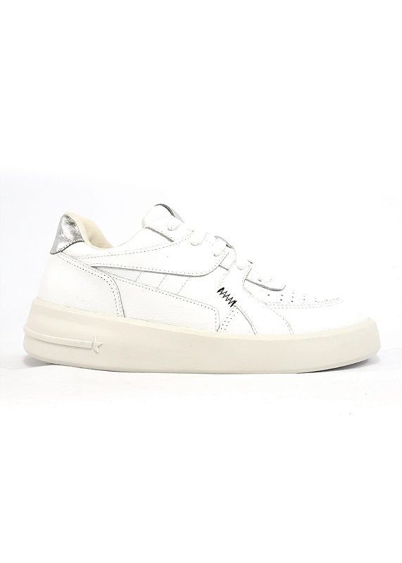 TÊNIS EM COURO JADE BRANCO