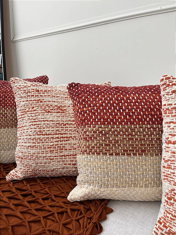 Conjunto com 4 Almofadas Tear Manual (Terracota Mesclado)