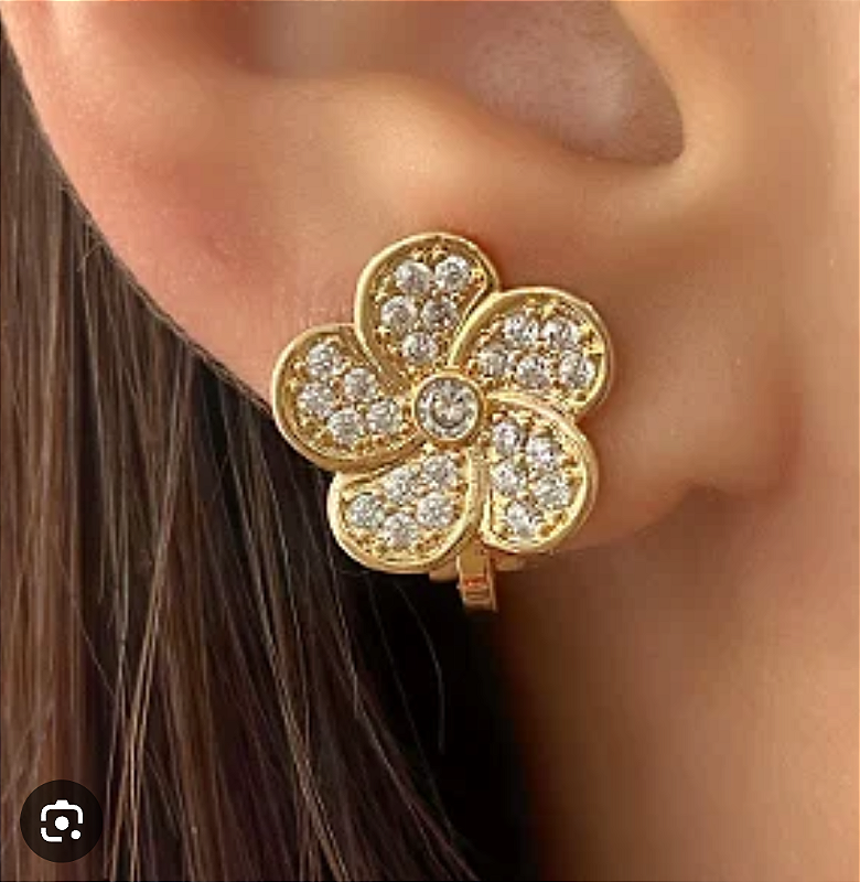 Brinco flor zircônia dourado