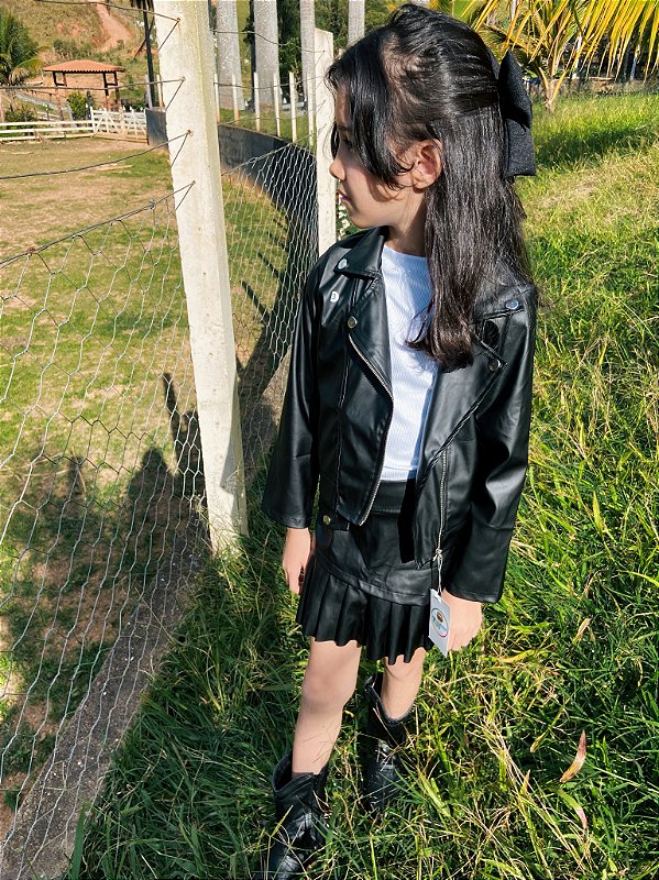 Conjunto Boiadeira Ana Castela - Estilo e Conforto para Todas as Ocasiões