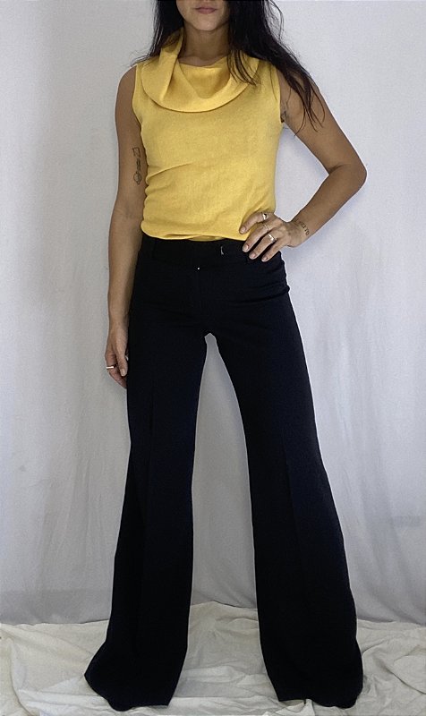 Calça Vintage Yessica – Alfaiataria em Malha Estruturada